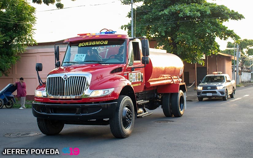 BOMBEROS